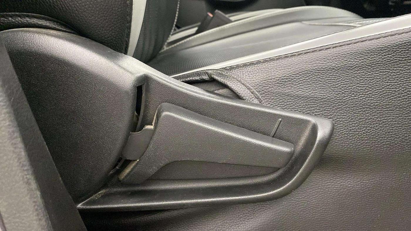 2021 Maruti S PRESSO VXI (O), Petrol, Manual, 18,252 km, Driver Side Adjustment Panel