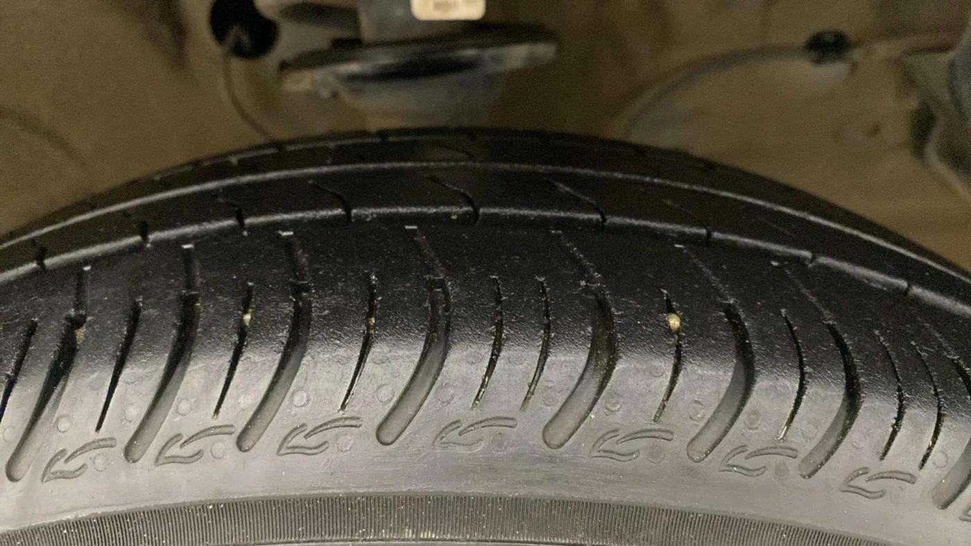 2021 Maruti S PRESSO VXI (O), Petrol, Manual, 18,252 km, Right Front Tyre Tread