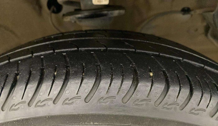 2021 Maruti S PRESSO VXI (O), Petrol, Manual, 18,243 km, Right Front Tyre Tread