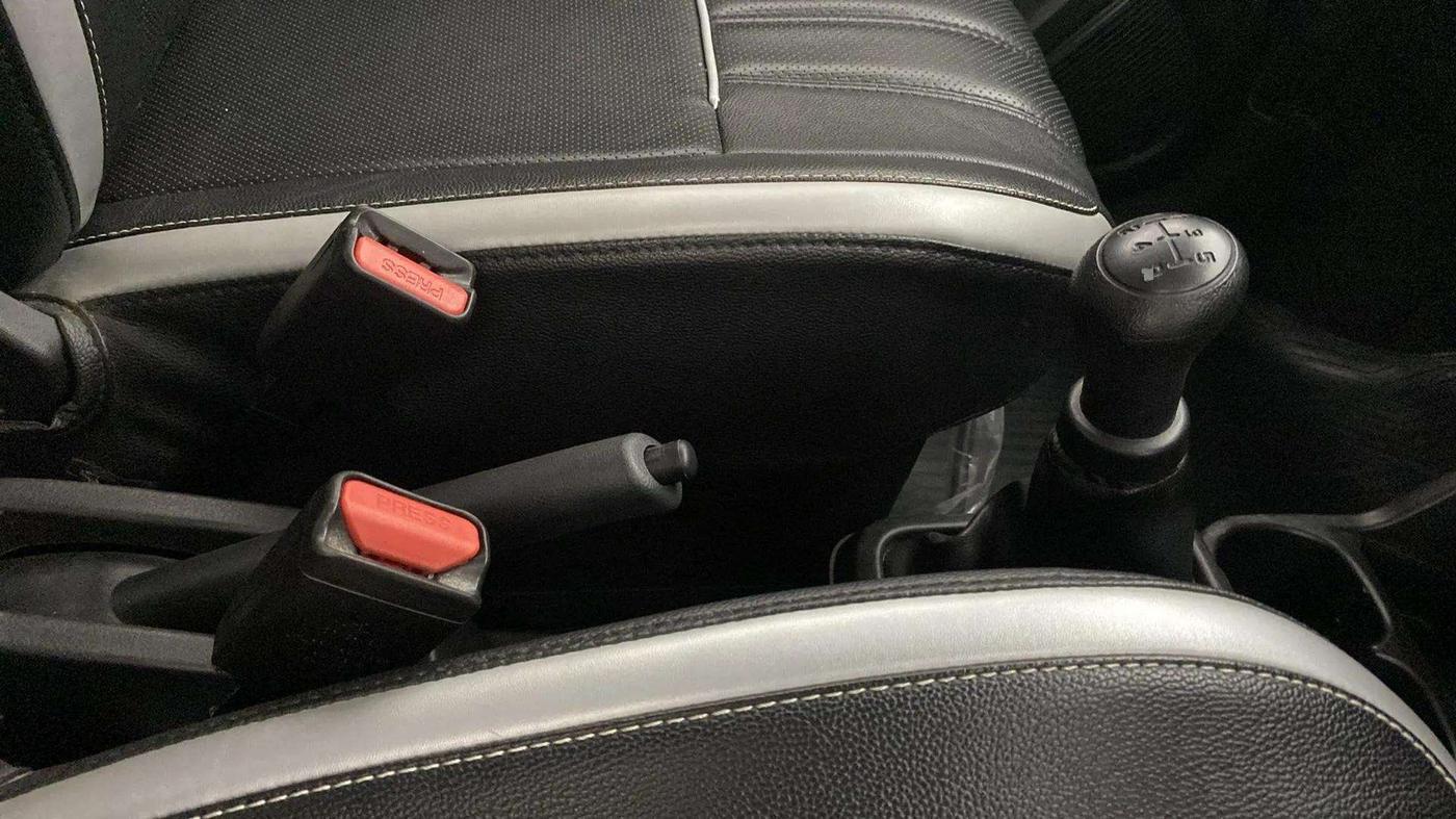 2021 Maruti S PRESSO VXI (O), Petrol, Manual, 18,252 km, Gear Lever