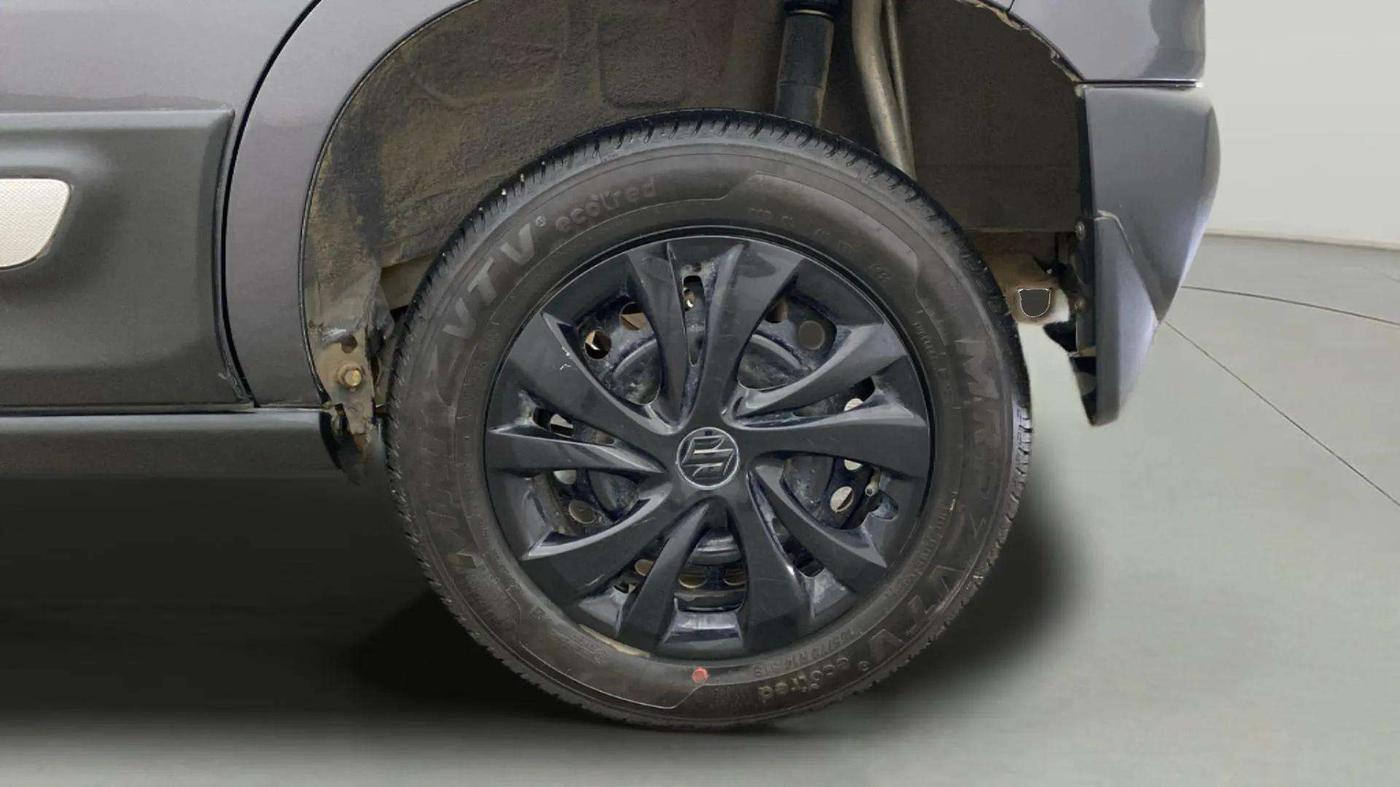2021 Maruti S PRESSO VXI (O), Petrol, Manual, 18,252 km, Left Rear Wheel