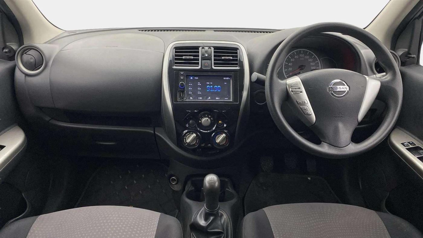 2018 Nissan Micra Active XV, Petrol, Manual, 38,290 km, Dashboard
