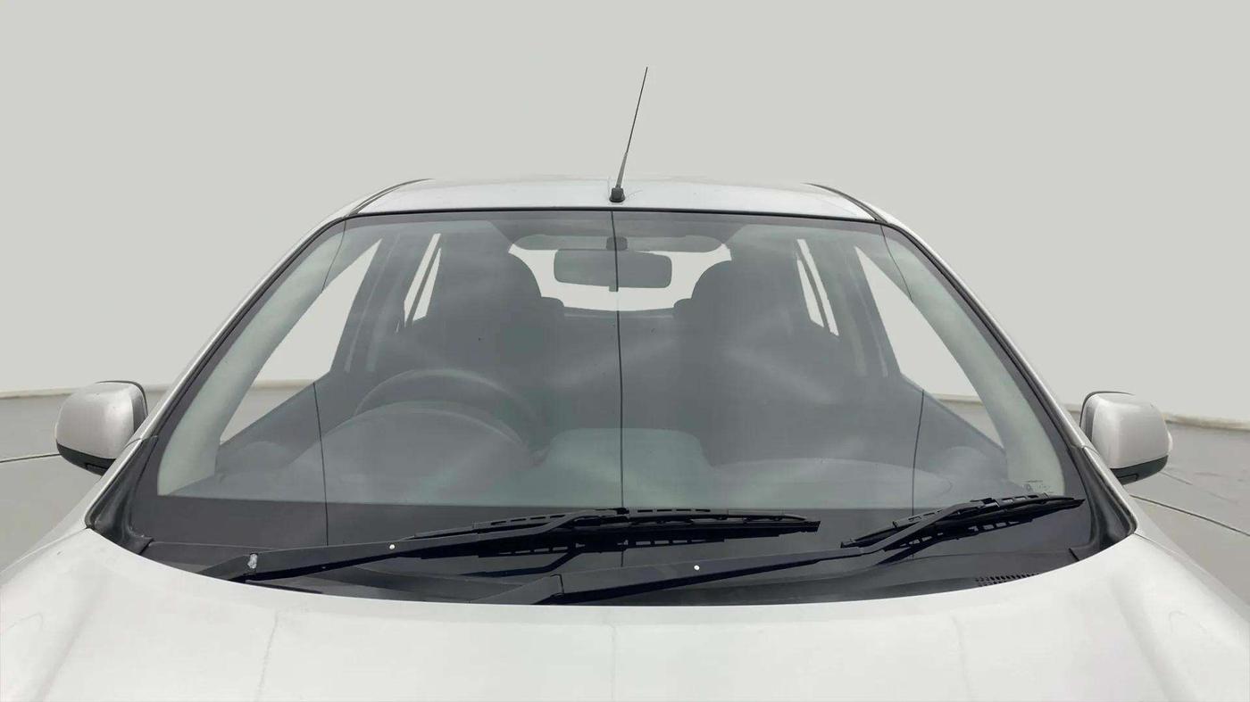 2018 Nissan Micra Active XV, Petrol, Manual, 38,290 km, Front Windshield