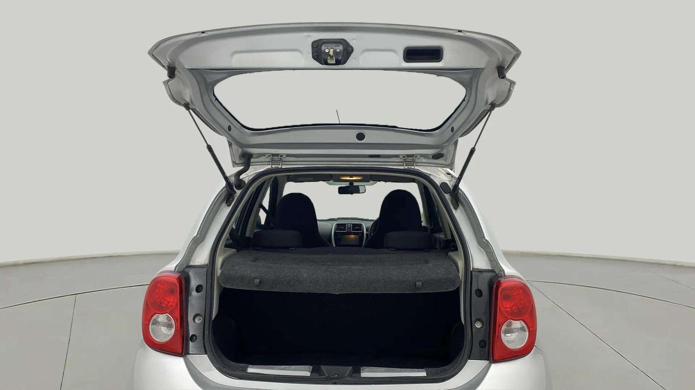 2018 Nissan Micra Active XV, Petrol, Manual, 38,290 km, Boot Door Open