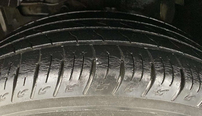 2018 Maruti Vitara Brezza ZDI AMT, Diesel, Automatic, 40,951 km, Left Front Tyre Tread