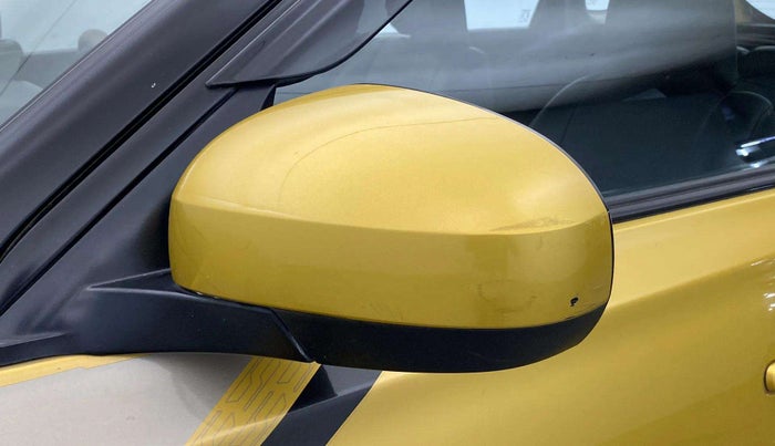 2018 Maruti Vitara Brezza ZDI AMT, Diesel, Automatic, 40,951 km, Left rear-view mirror - Minor scratches