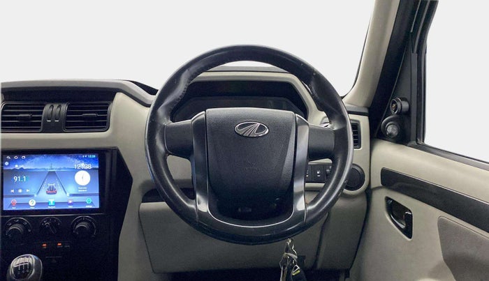 2021 Mahindra Scorpio S5, Diesel, Manual, 82,940 km, Steering Wheel Close Up