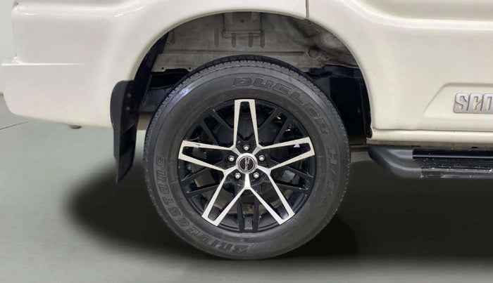 2021 Mahindra Scorpio S5, Diesel, Manual, 82,940 km, Right Rear Wheel