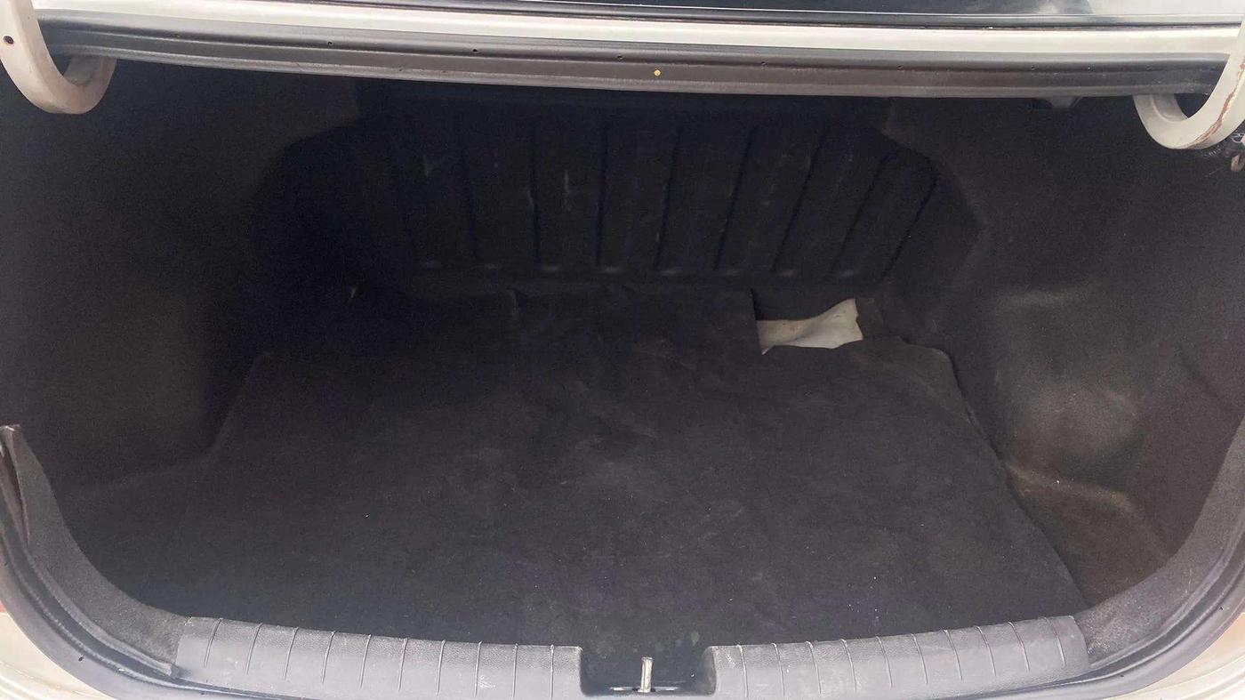 2016 Hyundai Xcent BASE 1.2, Petrol, Manual, 42,154 km, Boot Inside
