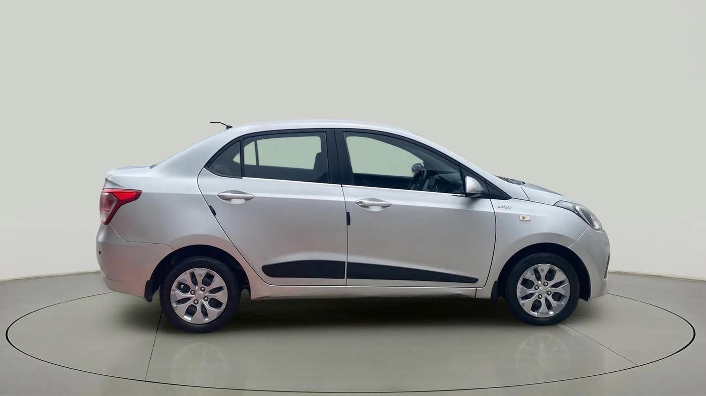 2016 Hyundai Xcent BASE 1.2, Petrol, Manual, 42,154 km, Right Side View