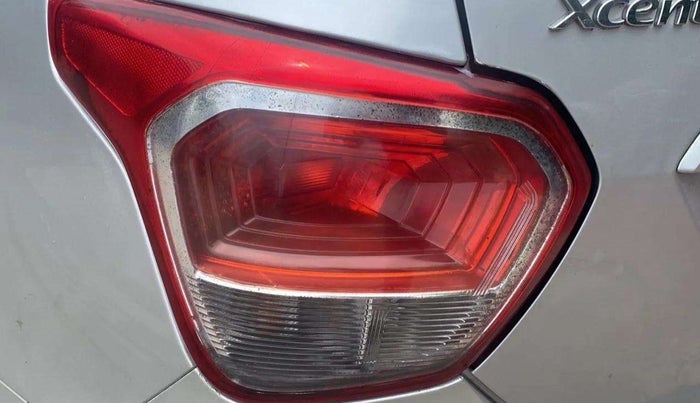 2016 Hyundai Xcent BASE 1.2, Petrol, Manual, 42,134 km, Left tail light - Minor scratches