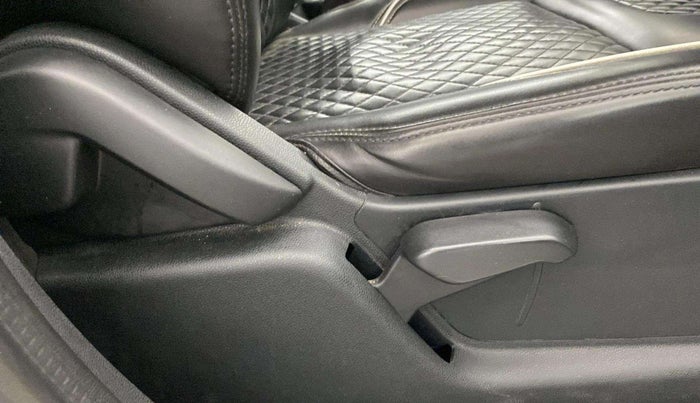 2018 Ford Ecosport TITANIUM 1.5L SIGNATURE EDITION (SUNROOF) DIESEL, Diesel, Manual, 85,470 km, Driver Side Adjustment Panel