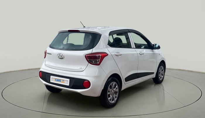 2017 Hyundai Grand i10 MAGNA 1.2 KAPPA VTVT, Petrol, Manual, 59,519 km, Right Back Diagonal