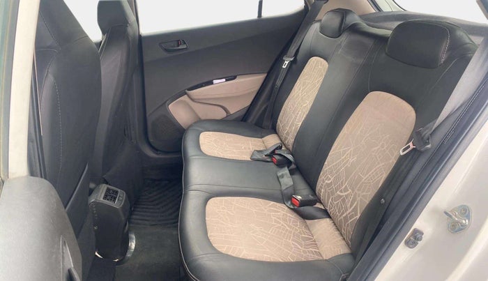 2017 Hyundai Grand i10 MAGNA 1.2 KAPPA VTVT, Petrol, Manual, 59,519 km, Right Side Rear Door Cabin
