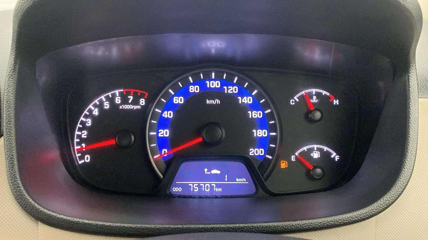 2017 Hyundai Xcent SX 1.2, Petrol, Manual, 75,655 km, Odometer Image