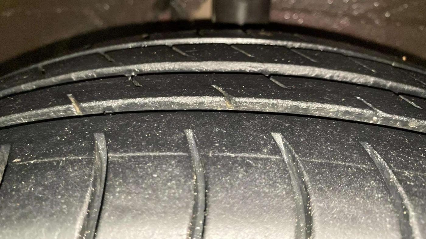 2017 Hyundai Xcent SX 1.2, Petrol, Manual, 75,655 km, Right Front Tyre Tread