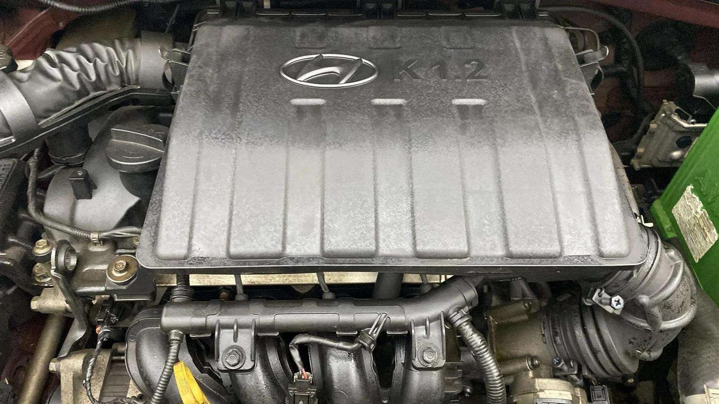 2017 Hyundai Xcent SX 1.2, Petrol, Manual, 75,655 km, Engine View