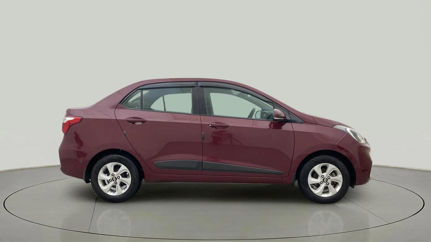 2017 Hyundai Xcent SX 1.2, Petrol, Manual, 75,655 km, Right Side View