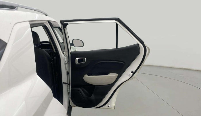 2023 Hyundai VENUE S 1.2, Petrol, Manual, 39,105 km, RHS Rear Door