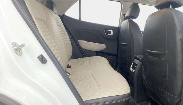 2023 Hyundai VENUE S 1.2, Petrol, Manual, 39,105 km, Right Side Rear Door Cabin