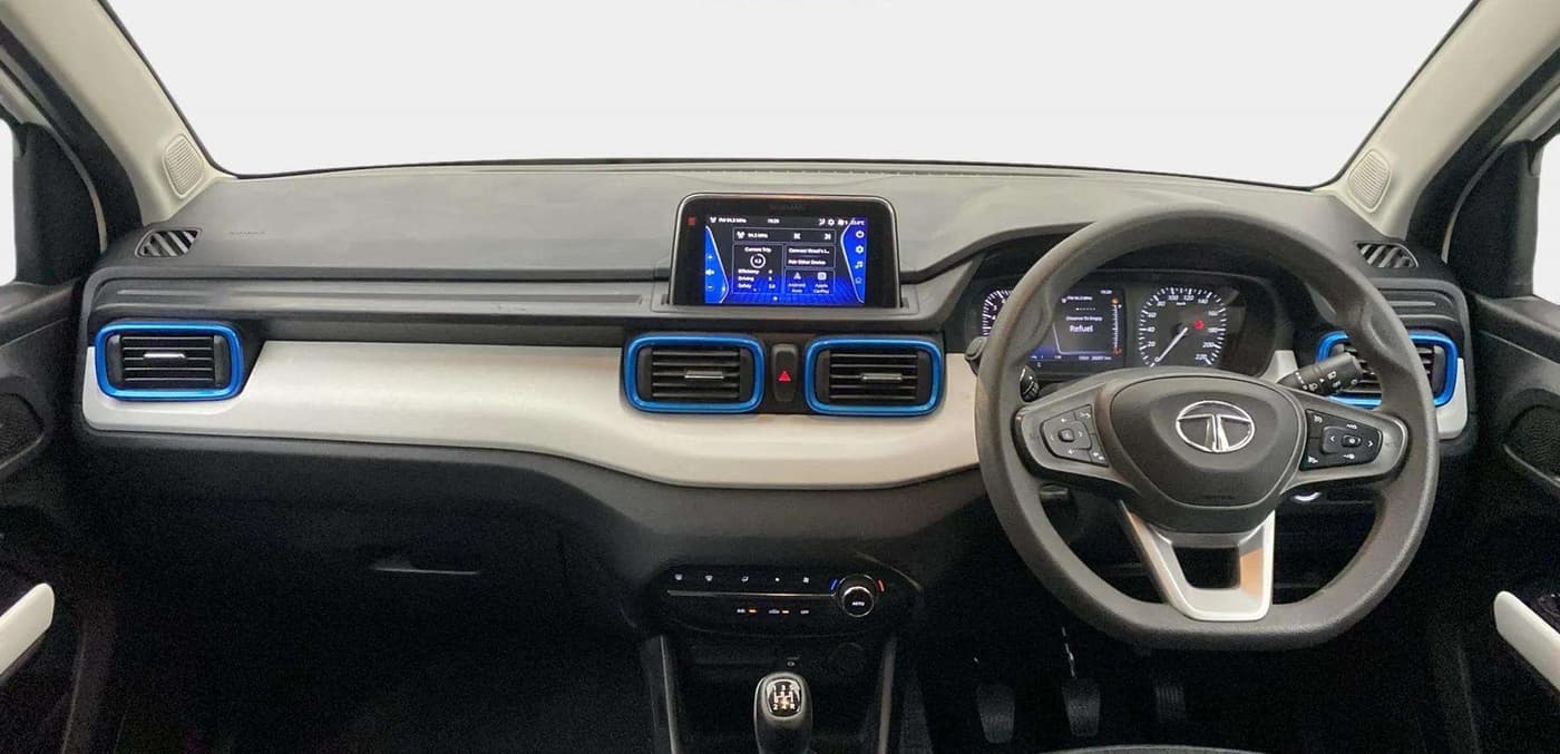 2021 Tata PUNCH CREATIVE  1.2 RTN DUAL TONE, Petrol, Manual, 25,228 km, Dashboard