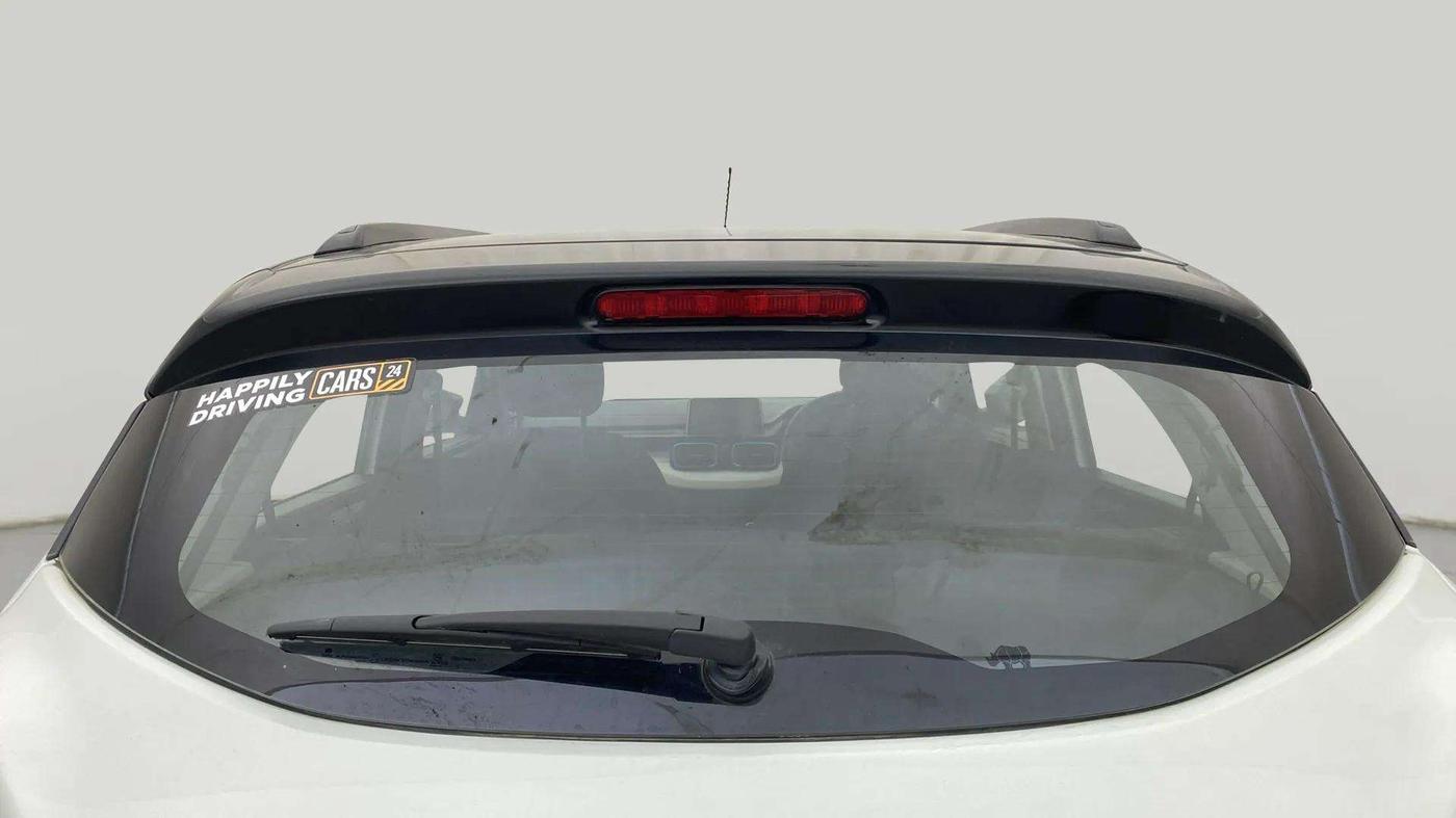 2021 Tata PUNCH CREATIVE  1.2 RTN DUAL TONE, Petrol, Manual, 25,228 km, Rear Windshield