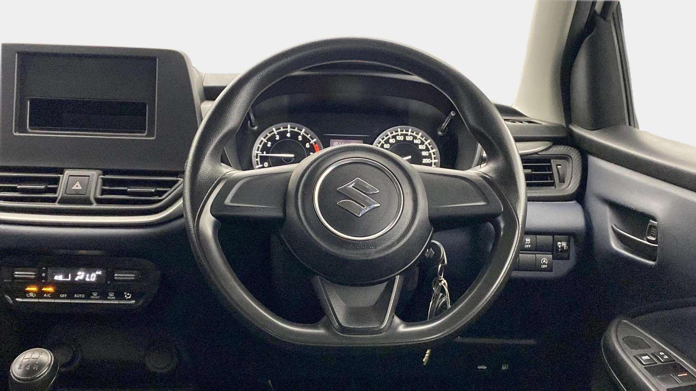 2024 Maruti Baleno SIGMA PETROL 1.2, Petrol, Manual, 28,261 km, Steering Wheel Close Up