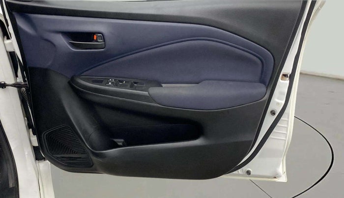 2024 Maruti Baleno SIGMA PETROL 1.2, Petrol, Manual, 28,115 km, Driver Side Door Panels Control
