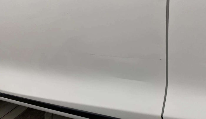 2024 Maruti Baleno SIGMA PETROL 1.2, Petrol, Manual, 28,115 km, Front passenger door - Minor scratches