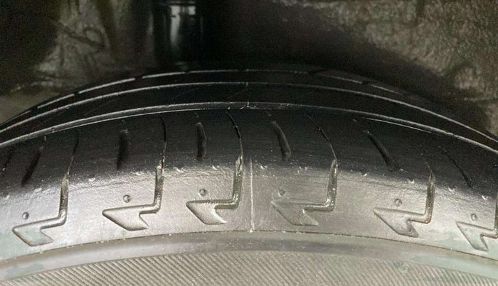 2021 Honda WR-V 1.2L I-VTEC VX MT, Petrol, Manual, 44,258 km, Right Rear Tyre Tread