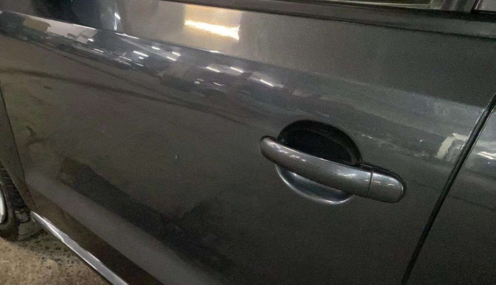 2019 Volkswagen Ameo TRENDLINE 1.0L, Petrol, Manual, 51,838 km, Front passenger door - Slightly dented