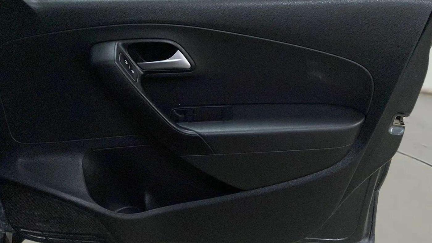 2019 Volkswagen Ameo TRENDLINE 1.0L, Petrol, Manual, 51,868 km, Driver Side Door Panels Control
