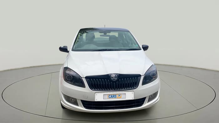 2016 Skoda Rapid ELEGANCE 1.6 MPI MT, Petrol, Manual, 56,451 km, Front