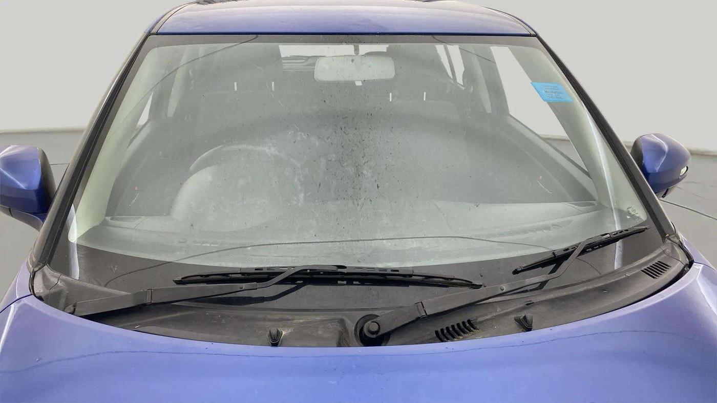 2014 Maruti Swift ZXI, Petrol, Manual, 40,337 km, Front Windshield