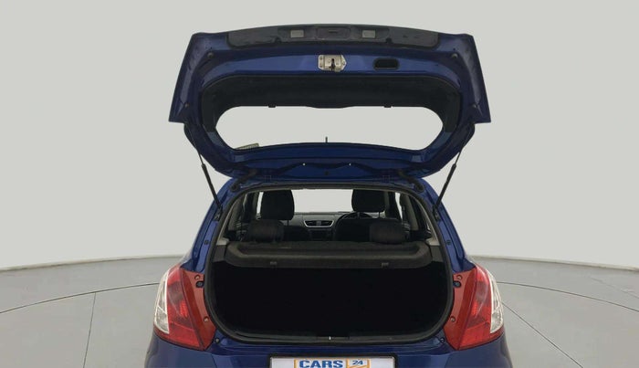 2014 Maruti Swift ZXI, Petrol, Manual, 40,337 km, Boot Door Open