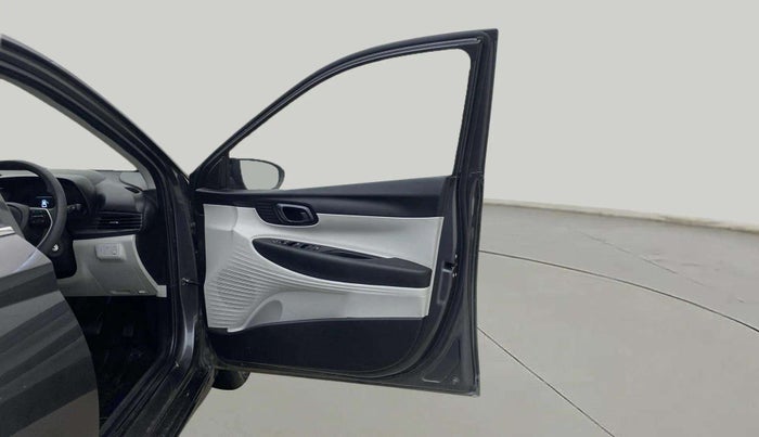 2023 Hyundai NEW I20 Sportz 1.2 IVT, Petrol, Automatic, 16,020 km, RHS Front Door