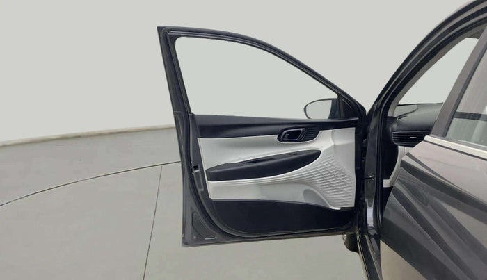2023 Hyundai NEW I20 Sportz 1.2 IVT, Petrol, Automatic, 16,020 km, LHS Front Door