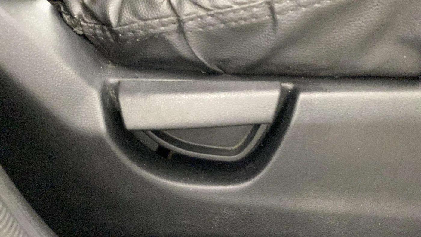 2021 Hyundai NEW SANTRO MAGNA AMT, Petrol, Automatic, 60,501 km, Driver Side Adjustment Panel