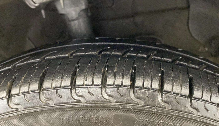 2021 Hyundai NEW SANTRO MAGNA AMT, Petrol, Automatic, 60,501 km, Right Front Tyre Tread