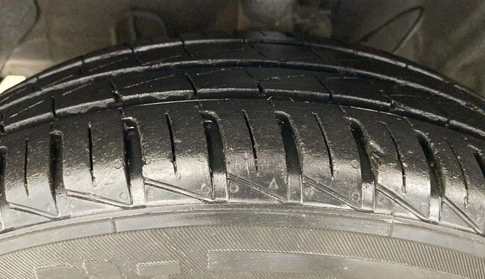 2021 Hyundai NEW SANTRO MAGNA AMT, Petrol, Automatic, 60,501 km, Left Front Tyre Tread