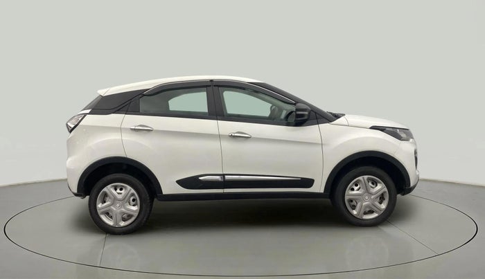 2022 Tata NEXON XE PETROL, Petrol, Manual, 43,037 km, Right Side View