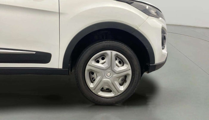 2022 Tata NEXON XE PETROL, Petrol, Manual, 43,037 km, Right Front Wheel