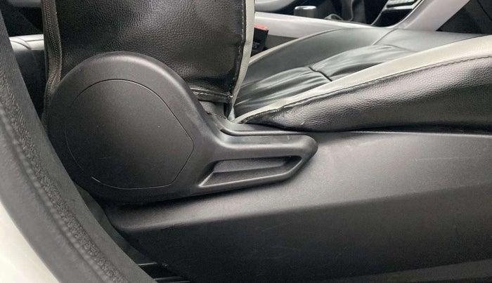 2022 Tata NEXON XE PETROL, Petrol, Manual, 43,037 km, Driver Side Adjustment Panel