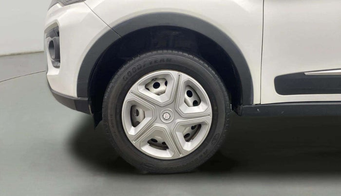 2022 Tata NEXON XE PETROL, Petrol, Manual, 43,037 km, Left Front Wheel