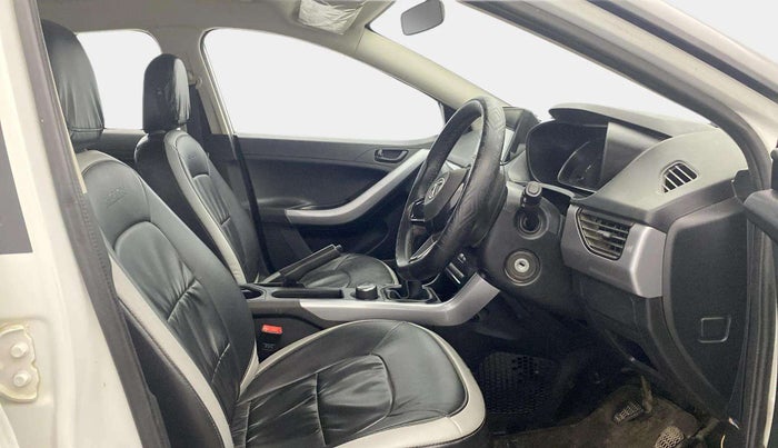 2022 Tata NEXON XE PETROL, Petrol, Manual, 43,037 km, Right Side Front Door Cabin