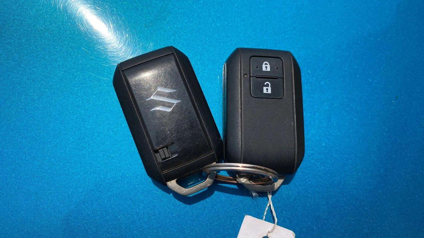 2020 Maruti IGNIS ZETA 1.2, Petrol, Manual, 56,198 km, Key Close Up