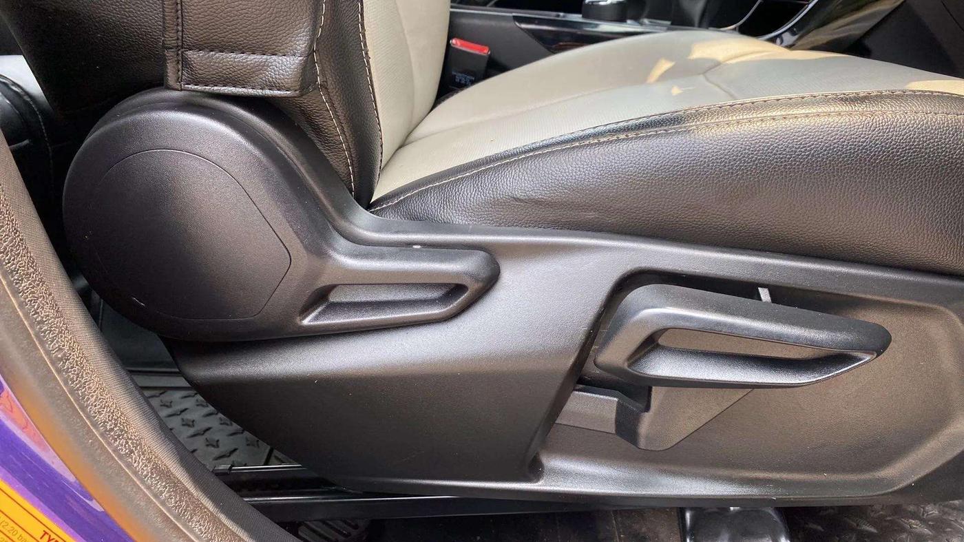 2023 Tata NEXON FEARLESS + 1.2 PETROL, Petrol, Manual, 15,452 km, Driver Side Adjustment Panel