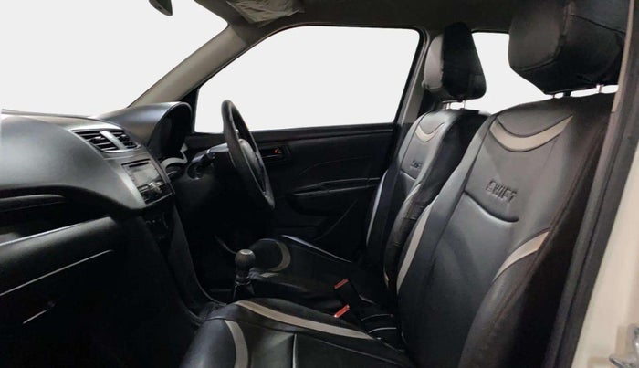 2013 Maruti Swift LDI, Diesel, Manual, 66,987 km, Right Side Front Door Cabin