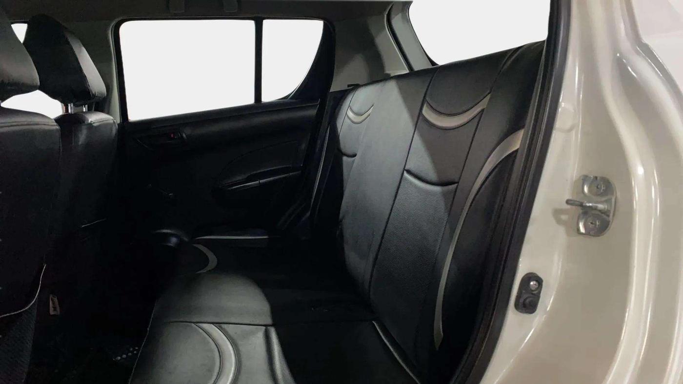 2013 Maruti Swift LDI, Diesel, Manual, 67,071 km, Right Side Rear Door Cabin