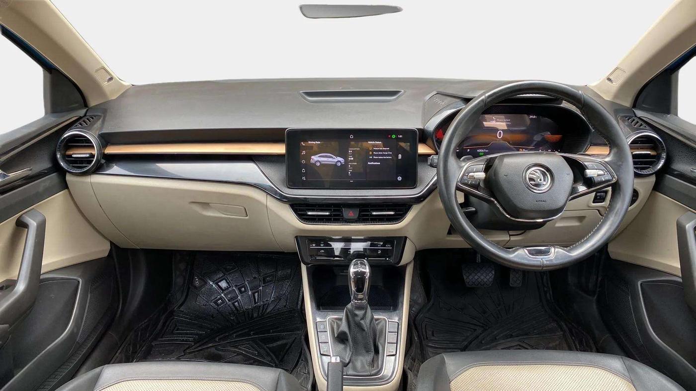 2022 Skoda SLAVIA STYLE 1.0L TSI AT, Petrol, Automatic, 40,293 km, Dashboard